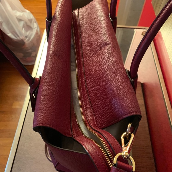 Michael Kors Studio Mercer Large Tote. - Picture 3 of 9